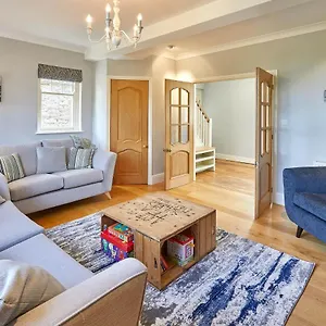 Host & - River View Holiday home