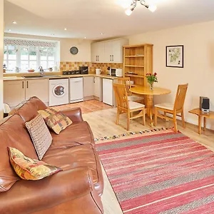 Host & - Heron Holiday home