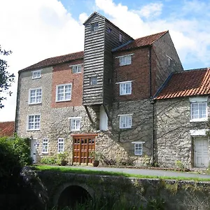 Vivers Mill Bed & Breakfast